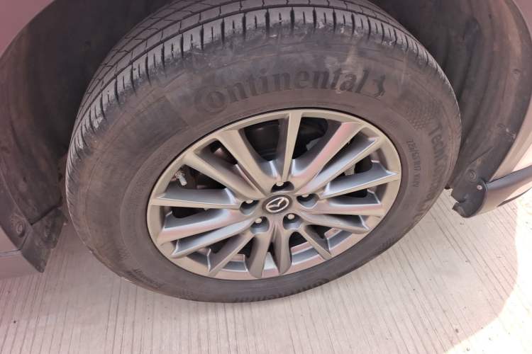 Used Mazda CX-5 2017 2.0L Automatic 2WD Smart Enjoyment Version China VI Standard Right Front Wheel Hub