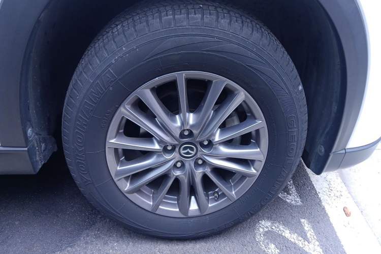 Used Mazda CX-5 2017 2.0L Automatic 2WD Smart Enjoyment Version China V Standard Right Front Wheel Hub