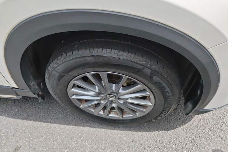 Used Mazda CX-5 2017 2.0L Automatic 2WD ZhiShang Trim China V Standard Right Front Wheel Hub