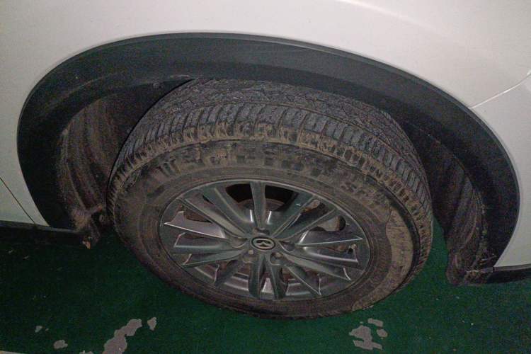 Used Mazda CX-5 2017 2.0L Automatic 2WD ZhiShang Trim China VI Standard Right Front Wheel Hub