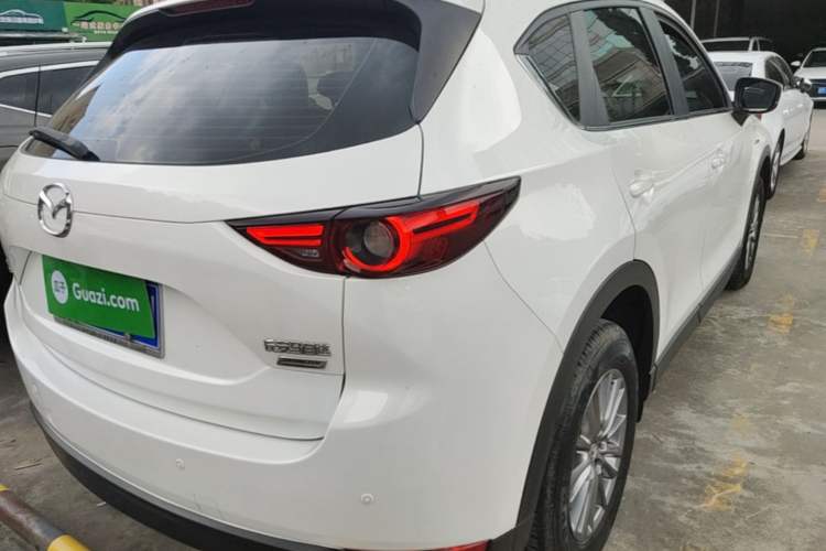 Used Mazda CX-5 2017 2.0L Automatic 2WD ZhiShang Trim China V Standard Right Rear Taillight