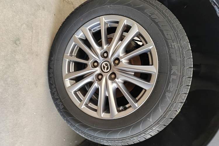 Used Mazda CX-5 2017 2.0L Automatic 2WD Comfort Version China V Standard Right Rear Wheel Hub
