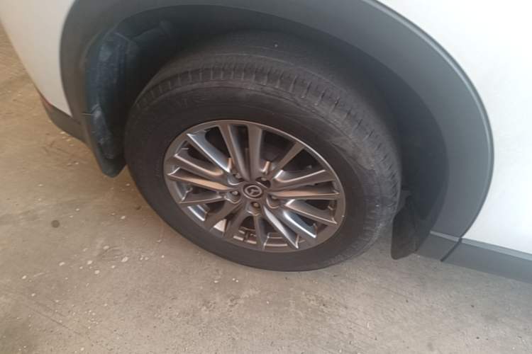 Used Mazda CX-5 2017 2.0L Automatic 2WD Comfort Version China V Standard Right Rear Wheel Hub