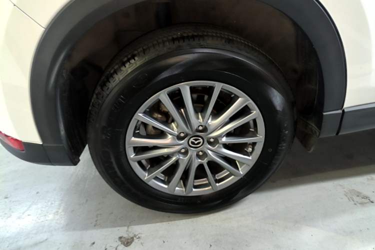 Used Mazda CX-5 2017 2.0L Automatic 2WD Smart Enjoyment Version China V Standard Right Rear Wheel Hub
