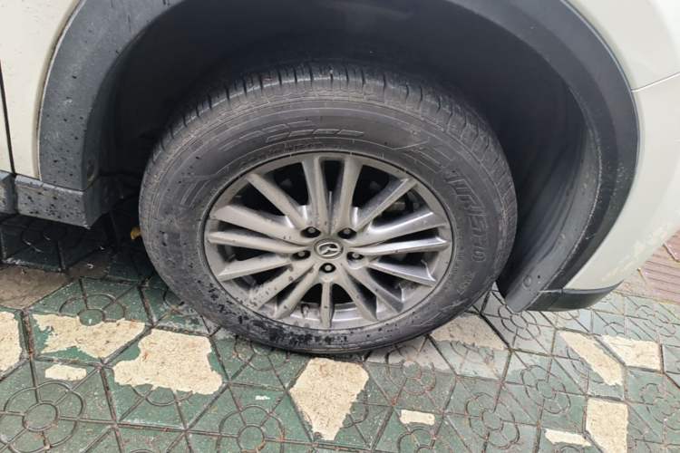 Used Mazda CX-5 2017 2.0L Automatic 2WD ZhiShang Trim China V Standard Right Rear Wheel Hub