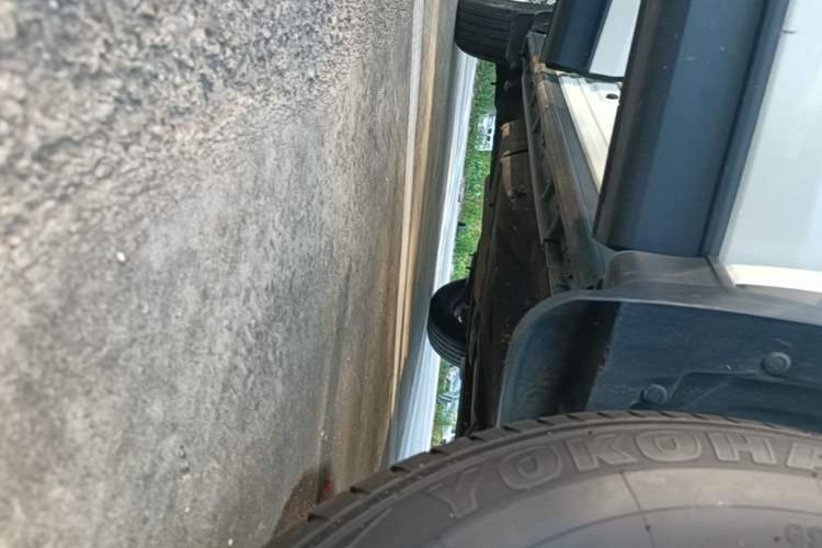 Used Mazda CX-5 2017 2.0L Automatic 2WD Comfort Version China V Standard Right Side Sill