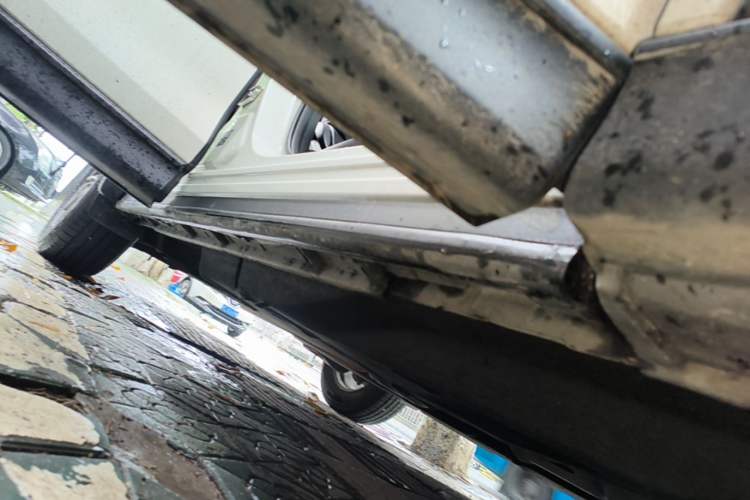 Used Mazda CX-5 2017 2.0L Automatic 2WD ZhiShang Trim China V Standard Right Side Sill