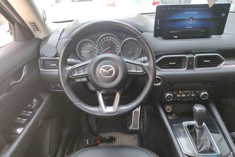 Used Mazda CX-5 2017 2.0L Automatic 2WD Smart Enjoyment Version China V Standard Steering Wheel