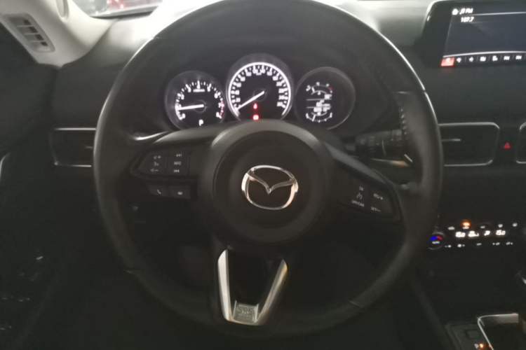 Used Mazda CX-5 2017 2.0L Automatic 2WD Smart Enjoyment Version China V Standard Steering Wheel