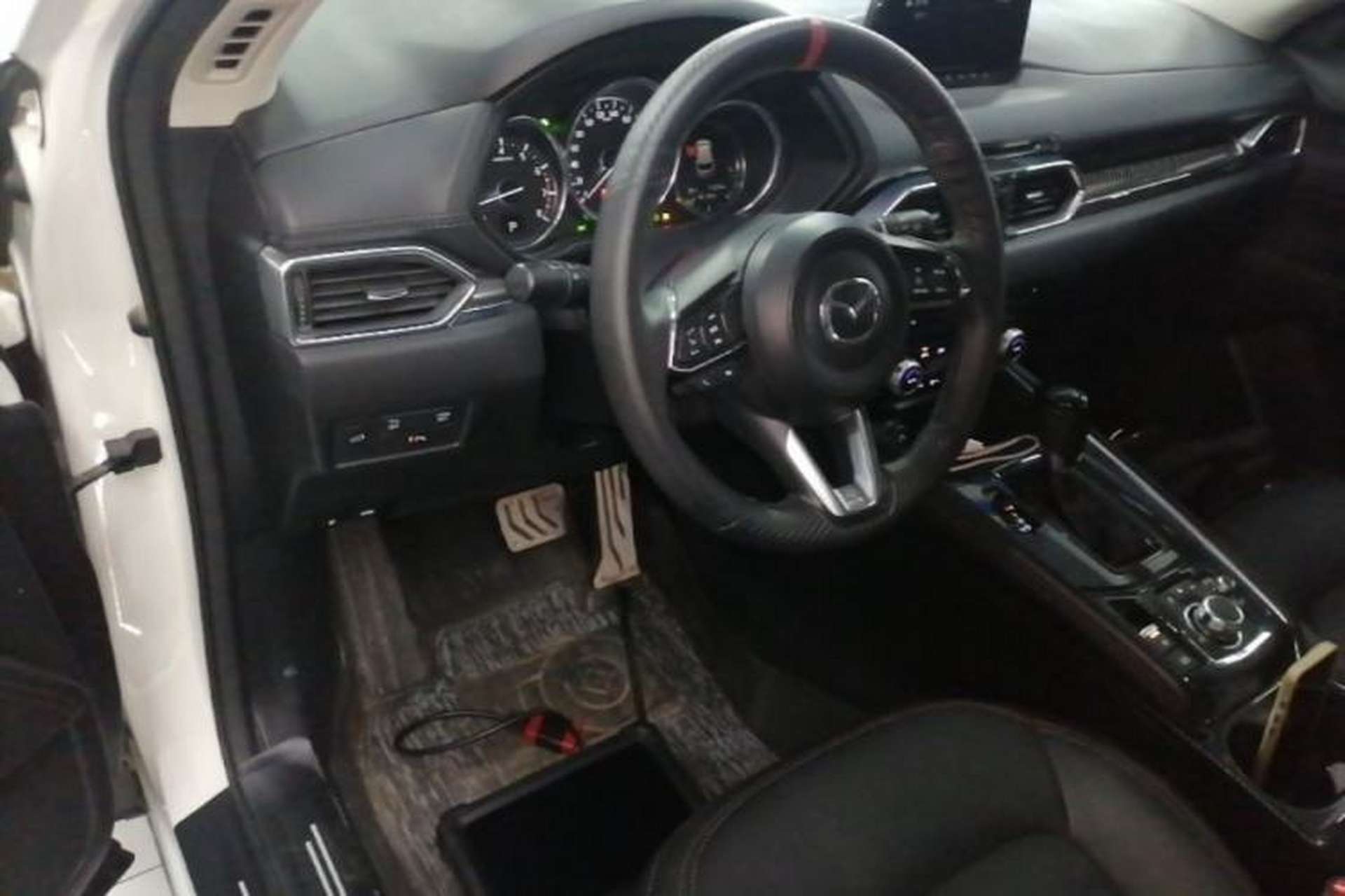 Used Mazda CX-5 2017 2.5L Automatic 2WD ZhiZun Version China V Standard Steering Wheel