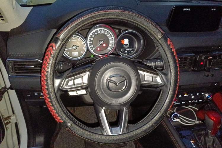 Used Mazda CX-5 2017 2.5L Automatic 2WD ZhiZun Version China V Standard Steering Wheel