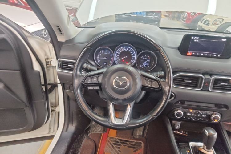 Used Mazda CX-5 2017 2.0L Automatic 2WD Smart Enjoyment Version China V Standard Steering Wheel