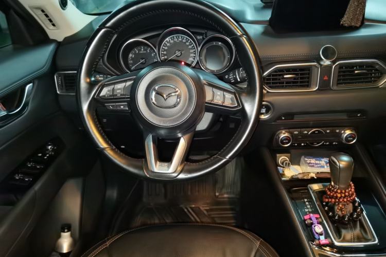 Used Mazda CX-5 2017 2.0L Automatic 2WD Smart Enjoyment Version China VI Standard Steering Wheel