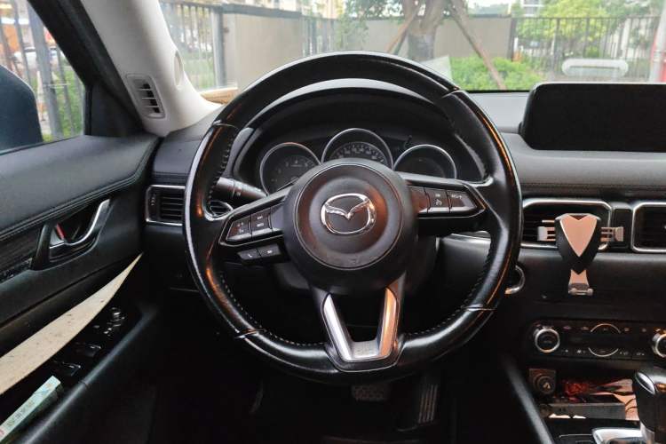 Used Mazda CX-5 2017 2.0L Automatic 2WD Smart Enjoyment Version China V Standard Steering Wheel