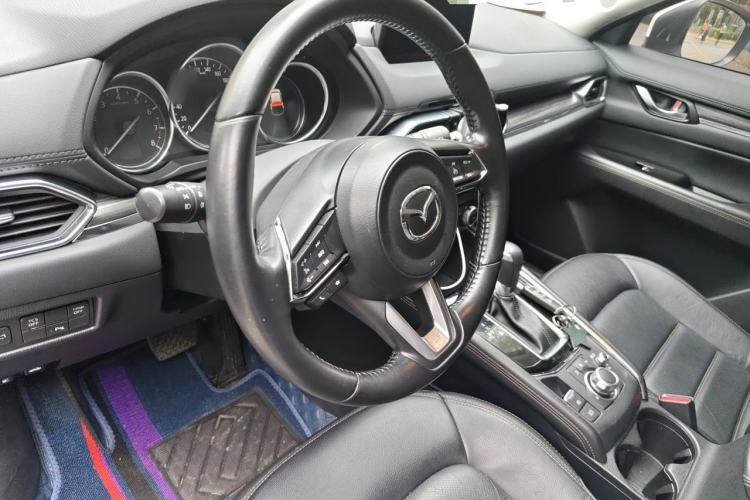 Used Mazda CX-5 2017 2.5L Automatic 2WD ZhiZun Version China V Standard Steering Wheel