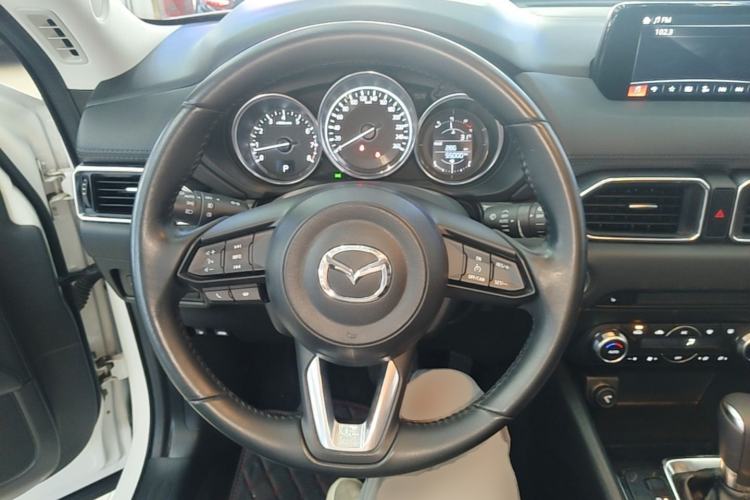 Used Mazda CX-5 2017 2.0L Automatic 2WD Smart Enjoyment Version China V Standard Steering Wheel