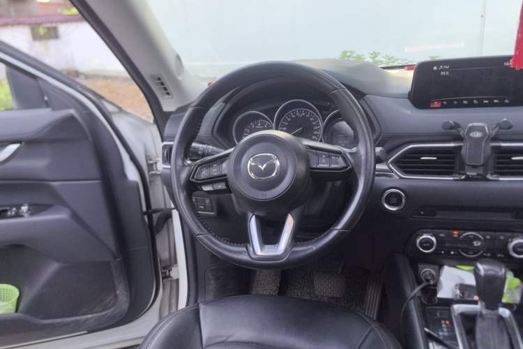 Used Mazda CX-5 2017 2.0L Automatic 2WD Smart Enjoyment Version China V Standard Steering Wheel