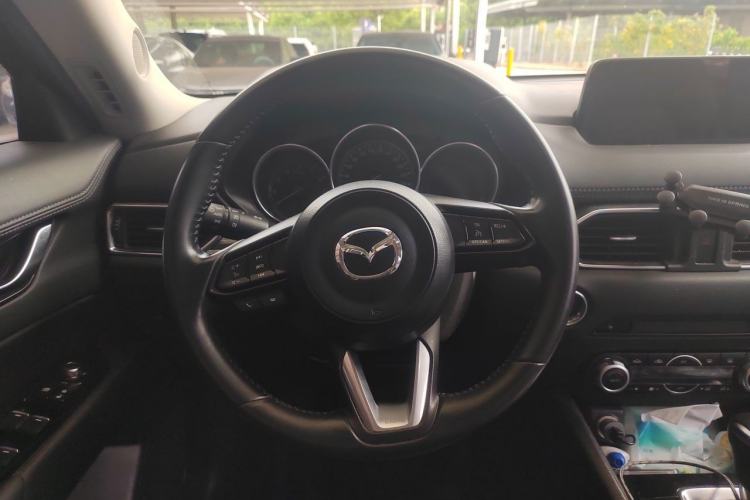 Used Mazda CX-5 2017 2.0L Automatic 2WD Smart Enjoyment Version China V Standard Steering Wheel