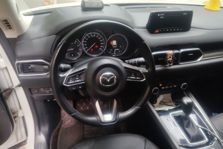 Used Mazda CX-5 2017 2.5L Automatic 4x4 ZhiZun Version China V Standard Steering Wheel