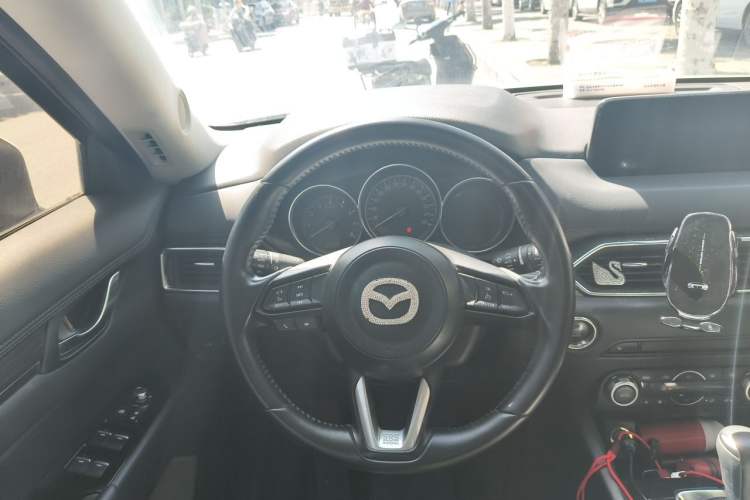 Used Mazda CX-5 2017 2.0L Automatic 2WD Smart Enjoyment Version China V Standard Steering Wheel