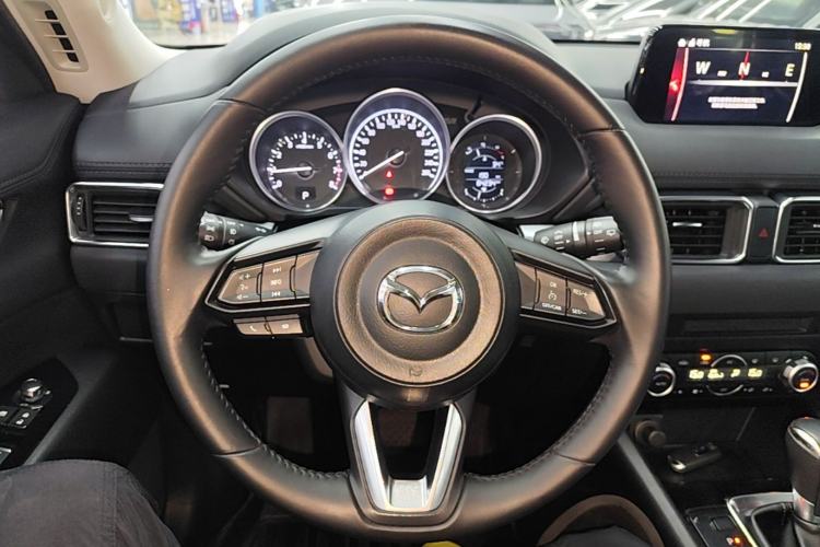 Used Mazda CX-5 2017 2.0L Automatic 2WD ZhiShang Trim China V Standard Steering Wheel