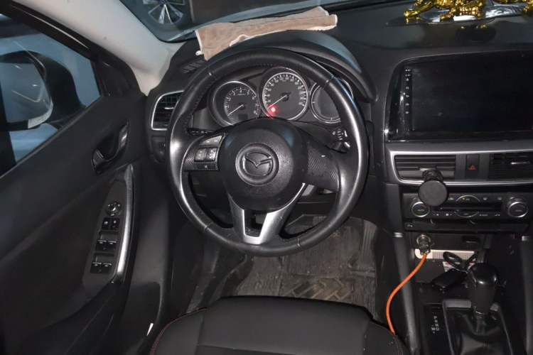 Used Mazda CX-5 2017 2.0L Automatic 2WD Comfort Edition China VI Standard Steering Wheel