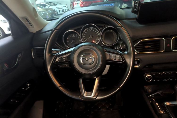 Used Mazda CX-5 2017 2.0L Automatic 2WD Smart Enjoyment Version China V Standard Steering Wheel