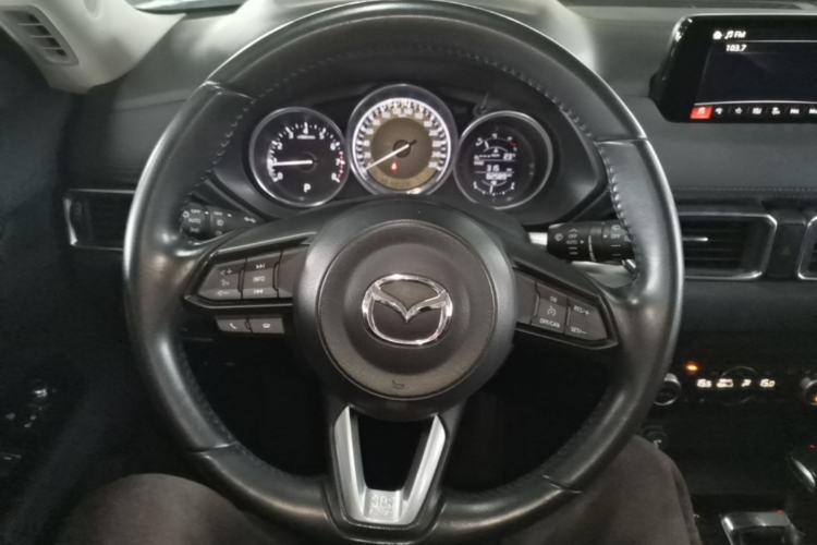 Used Mazda CX-5 2017 2.0L Automatic 2WD Smart Enjoyment Version China V Standard Steering Wheel