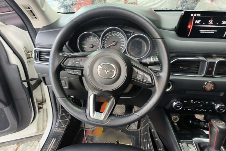 Used Mazda CX-5 2017 2.0L Automatic 2WD ZhiShang Trim China V Standard Steering Wheel