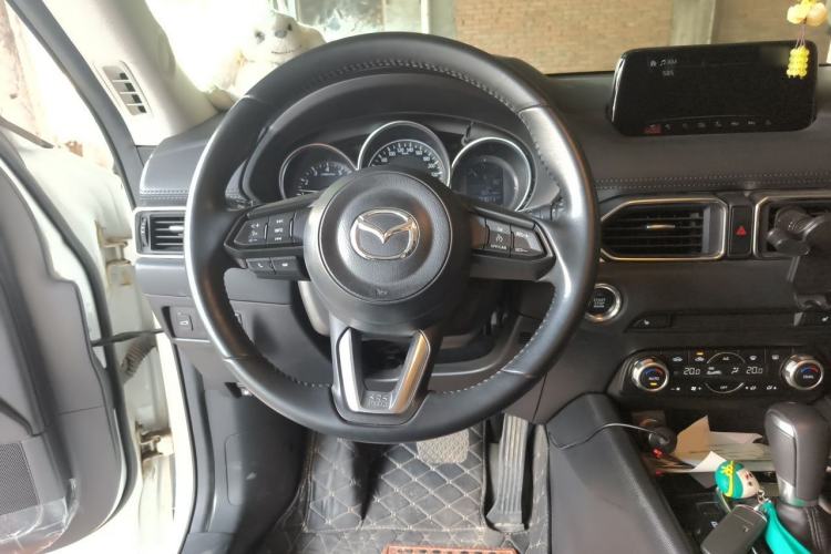 Used Mazda CX-5 2017 2.0L Automatic 2WD Smart Enjoyment Version China VI Standard Steering Wheel