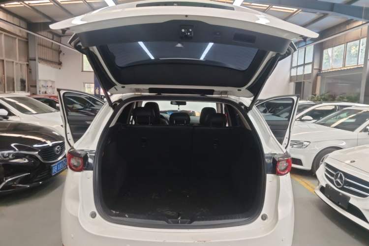 Used Mazda CX-5 2017 2.0L Automatic 2WD Smart Enjoyment Version China V Standard Trunk