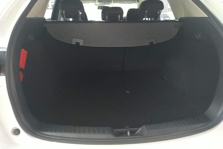 Used Mazda CX-5 2017 2.0L Automatic 2WD ZhiShang Trim China VI Standard Trunk