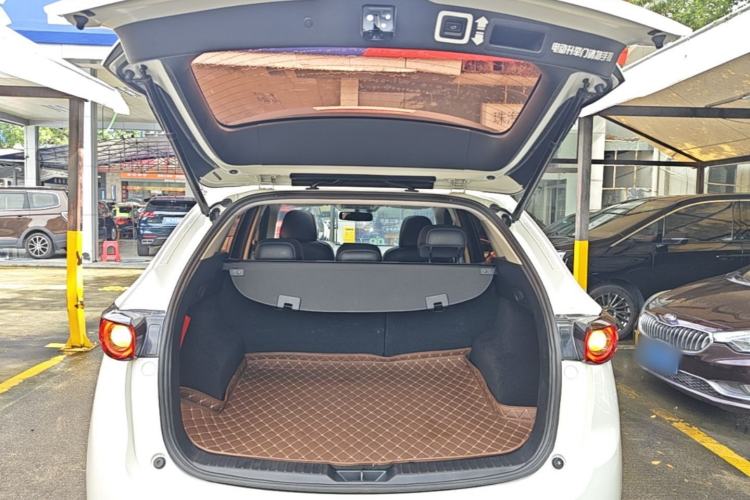 Used Mazda CX-5 2017 2.0L Automatic 2WD Smart Enjoyment Version China V Standard Trunk