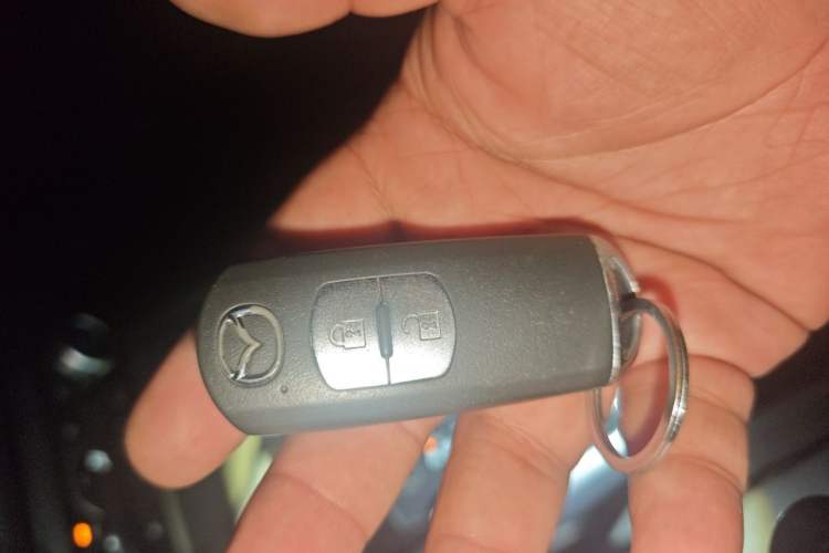 Used Mazda CX-5 2017 2.0L Automatic 2WD ZhiShang Trim China V Standard Vehicle Key