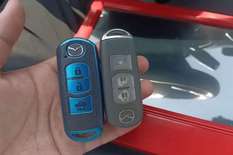 Used Mazda CX-5 2017 2.0L Automatic 2WD Smart Enjoyment Version China V Standard Vehicle Key