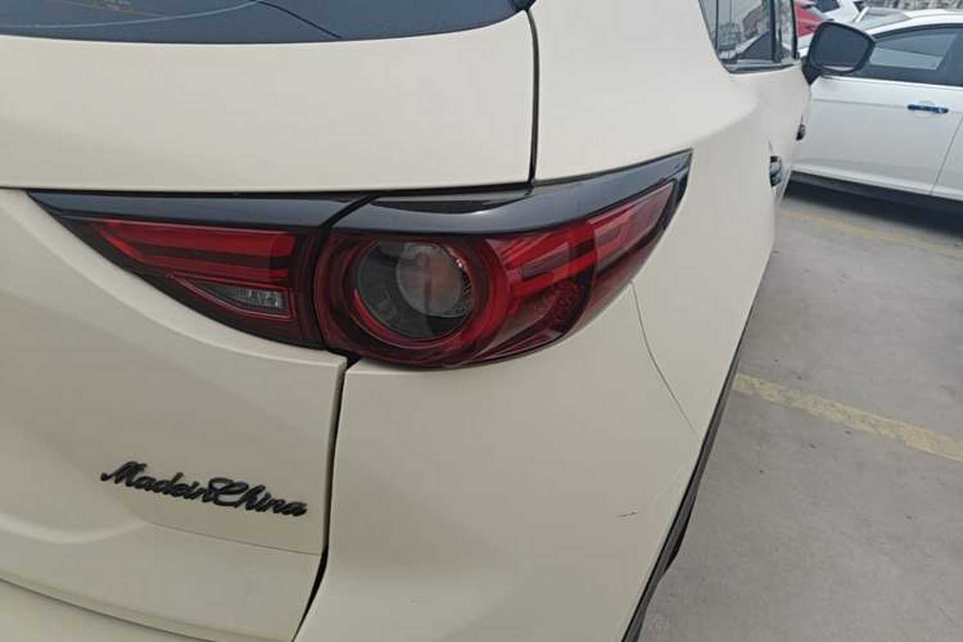 Used Mazda CX-5 2017 2.5L Automatic 4x4 Flagship Version China VI Standard Right Rear Taillight
