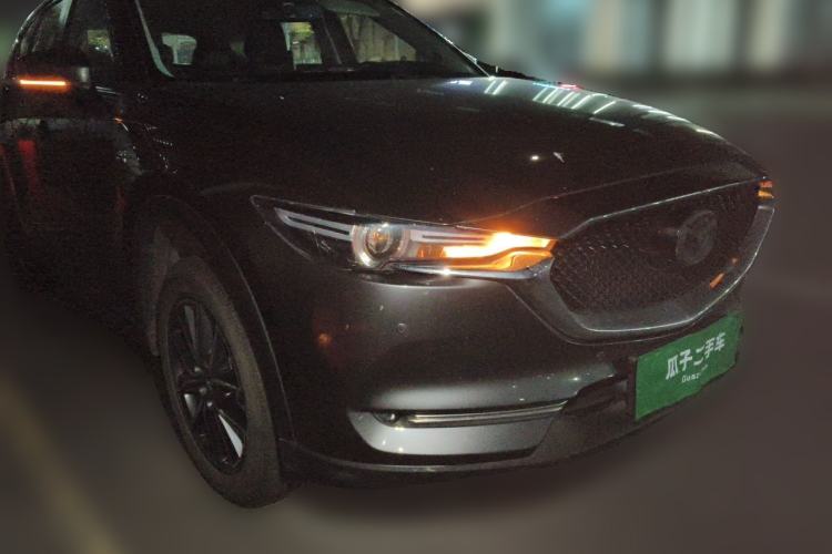 Used Mazda CX-5 2018 2.5L Automatic 4x4 i-ELOOP ZhiZun Version China VI Standard Front Right 45 Deg