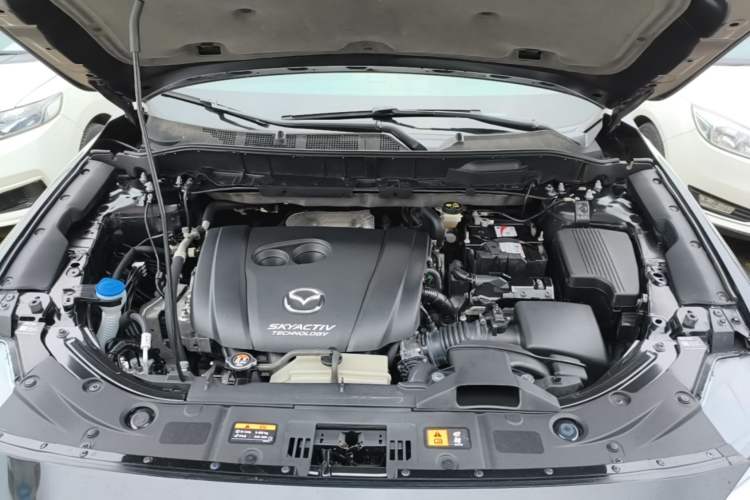 Used Mazda CX-5 2019 Cloud-Controlled Version 2.5L Automatic Two-Wheel Drive Prestige Model China V Standard Engine Bay