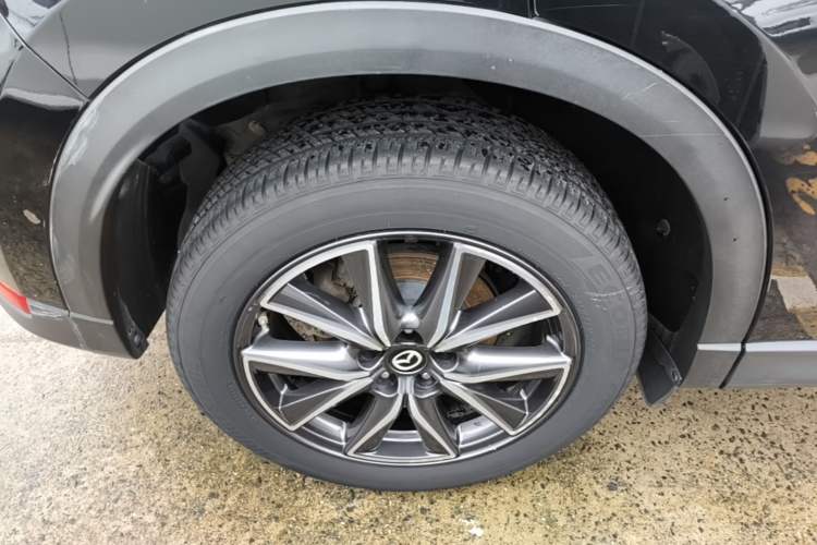 Used Mazda CX-5 2019 Cloud-Controlled Version 2.5L Automatic Two-Wheel Drive Prestige Model China V Standard Right Rear Wheel Hub