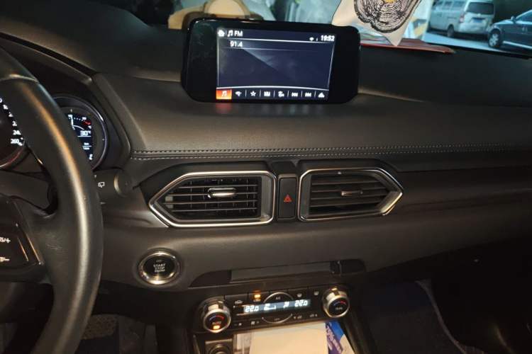 Used Mazda CX-5 2019 CloudControl Version 2.0L Automatic 2WD Smart Style China VI Standard Audio And AC Panel