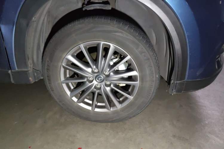 Used Mazda CX-5 2019 Cloud-Control Edition 2.0L Automatic 2WD Comfort Model China V Standard Right Front Wheel Hub