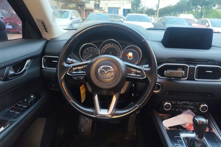 Used Mazda CX-5 2019 Cloud-Controlled Version 2.5L Automatic Two-Wheel Drive Luxury Trim China VI Standard Steering Wheel
