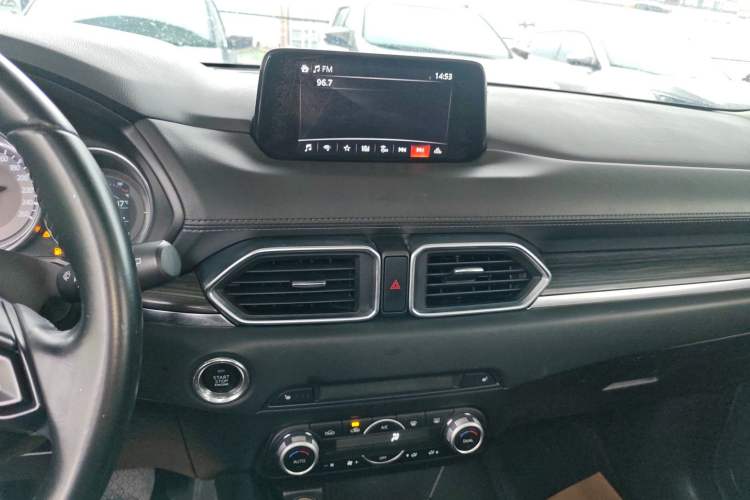 Used Mazda CX-5 2019 Cloud-Controlled Version 2.0L Automatic 2WD Smart Enjoyment Model China VI Standard Audio And AC Panel