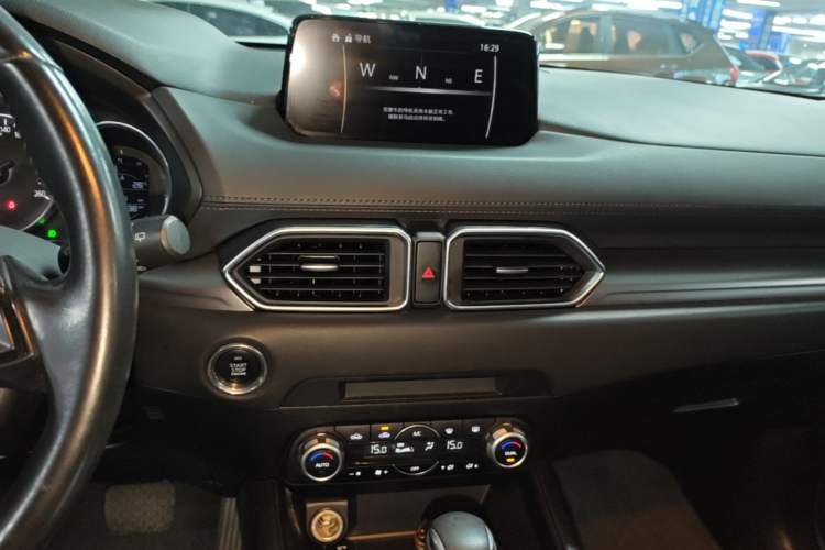 Used Mazda CX-5 2019 Cloud-Controlled Version 2.0L Automatic 2WD Smart Style China V Standard Audio And AC Panel
