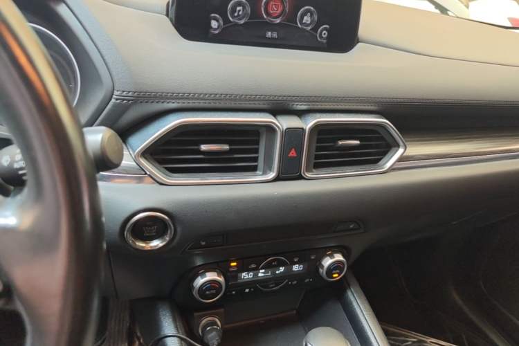 Used Mazda CX-5 2019 Cloud-Controlled Version 2.0L Automatic 2WD Smart Enjoyment Model China V Standard Audio And AC Panel