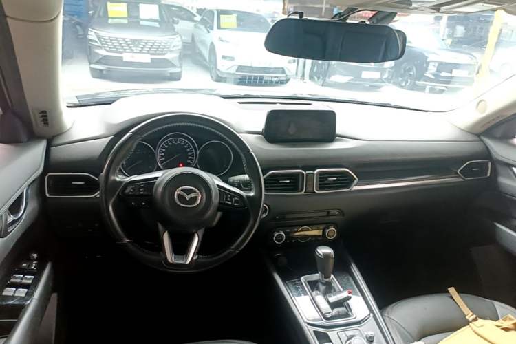 Used Mazda CX-5 2019 Cloud-Controlled Version 2.0L Automatic 2WD Smart Enjoyment Model China VI Standard Center Console