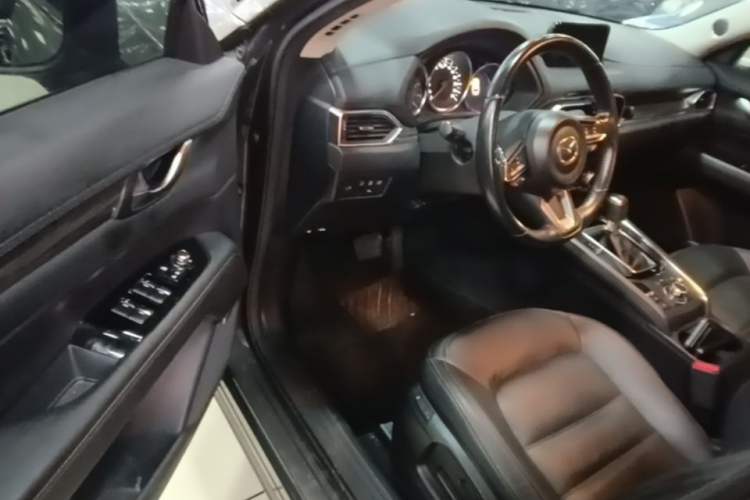 Used Mazda CX-5 2019 Cloud-Controlled Version 2.5L Automatic 4x4 Flagship Model China VI Standard Driver Seat