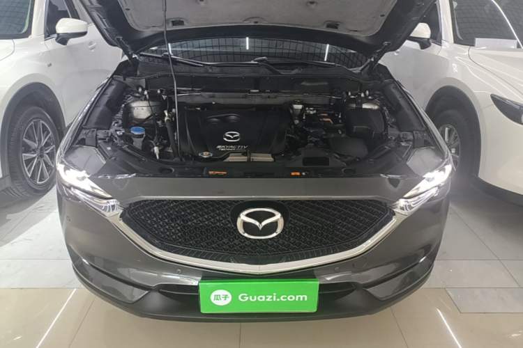 Used Mazda CX-5 2019 Cloud-Controlled Version 2.0L Automatic 2WD Smart Enjoyment Model China V Standard Engine Bay