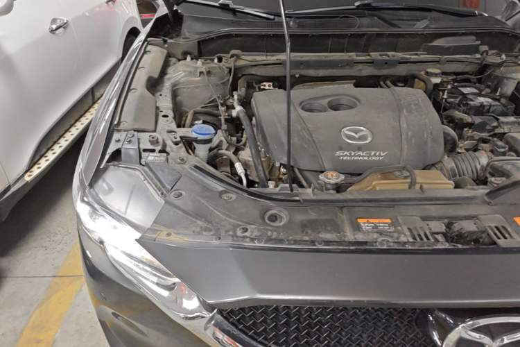 Used Mazda CX-5 2019 Cloud-Controlled Version 2.0L Automatic 2WD Smart Style China V Standard Engine Bay Right