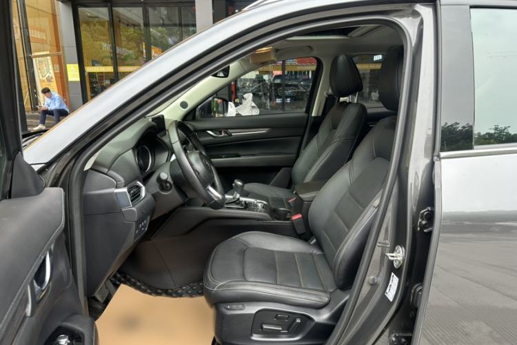 Used Mazda CX-5 2019 Cloud-Controlled Version 2.5L Automatic 4x4 Flagship Model China VI Standard Interior 12